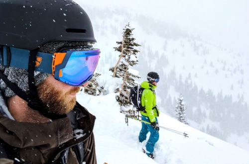 landscape-1485274202-ski-goggles